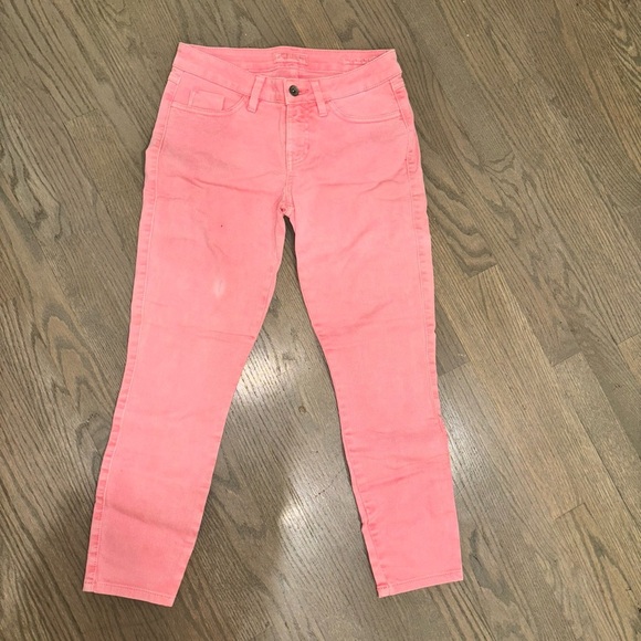 GUESS PINK “BRITTNEY CROPPED” JEANS Women’s size 27 - Picture 1 of 10